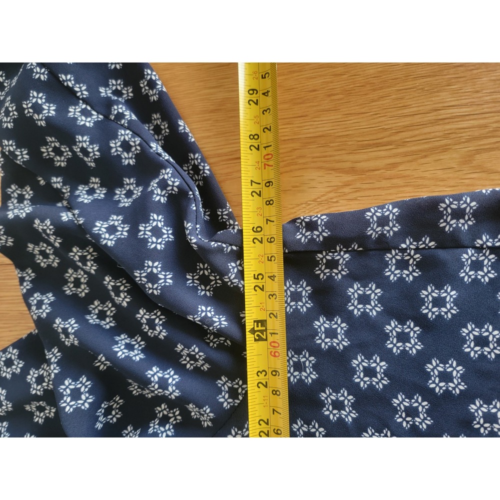 NYDJ Navy Blue‎ White Geometric Floral Print V-Neck Peasant Blouse Top Womens XL - Picture 5 of 6